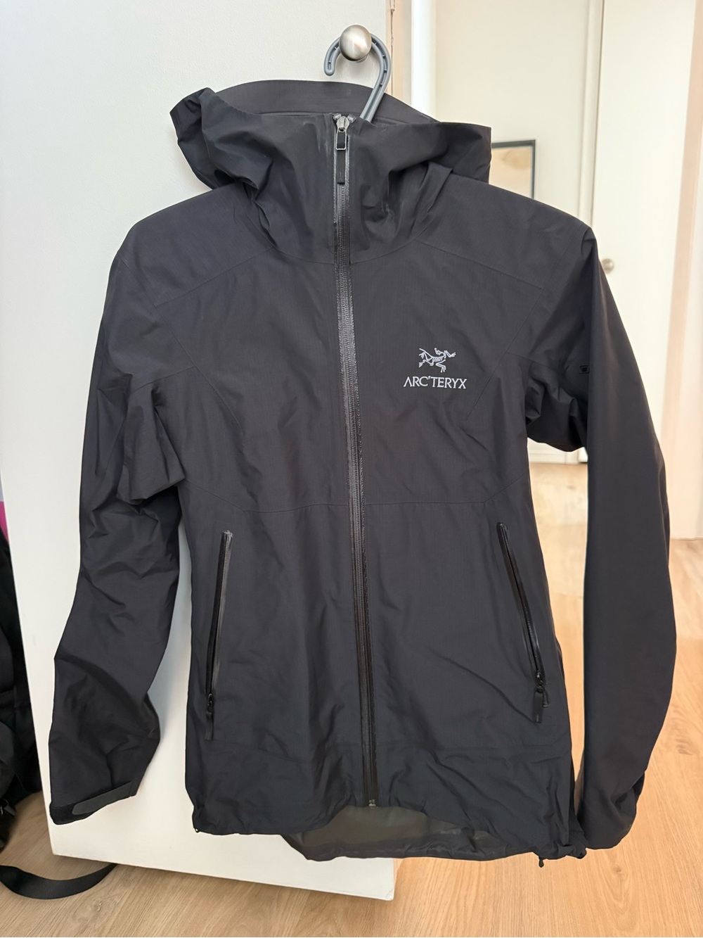 Arc'teryx Women's beta gortex Shell Jacket